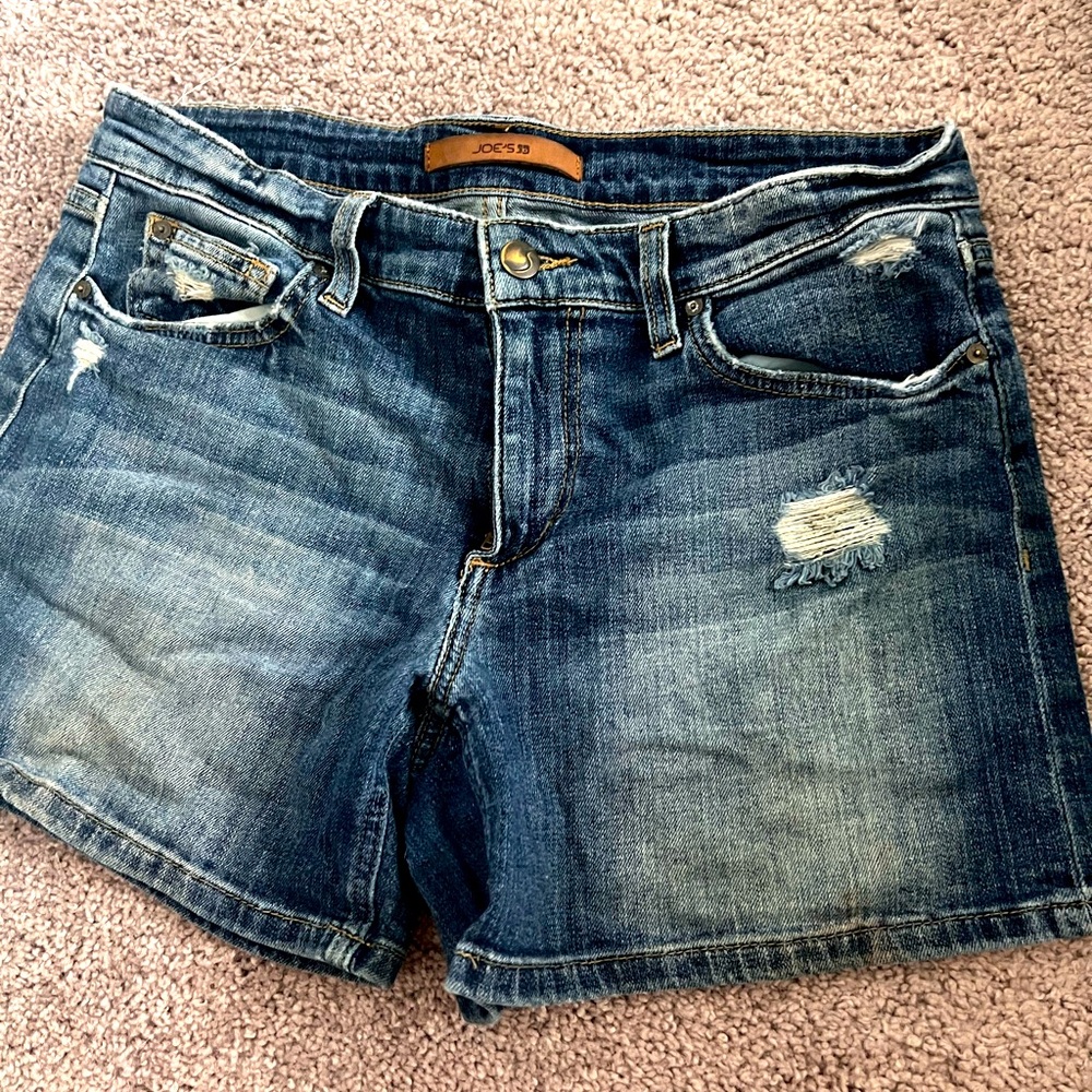 Joe’s Jeans Petra Shorts, size 27